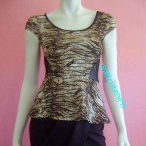 (NWOT) Blue Sketch Animal Print Peplum Top Size L